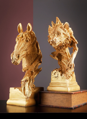 一马当先狼头摆件办公室桌面创意客厅现代简约家居装饰品摆设