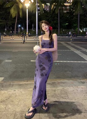 新中式紫色碎花吊带印花连衣裙新款女夏收腰修身显瘦气质开叉长裙