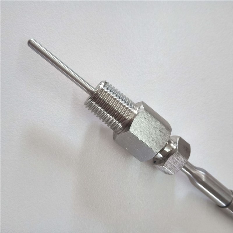 EYC出线式热电阻XR2-PT1-A-1-3.2-70-8-FPT1/8-2MTPFE-316L 2米线