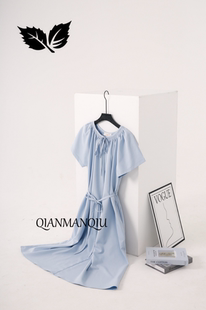 QMQ421X161 浅曼秋QIANMANQIU｢幽静小苑｣圆领绑带连衣裙