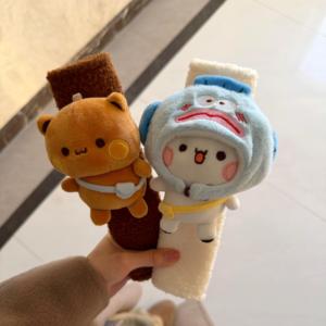 一二布布护肩套车载可爱装饰品新年安全带保护套马年汽车内部饰品