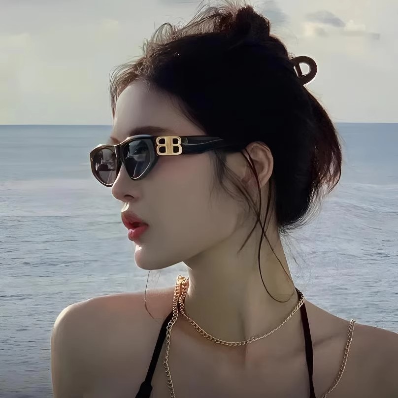 甜酷辣妹猫眼太阳镜ins女感时尚百搭bb墨镜修颜显瘦眼镜潮