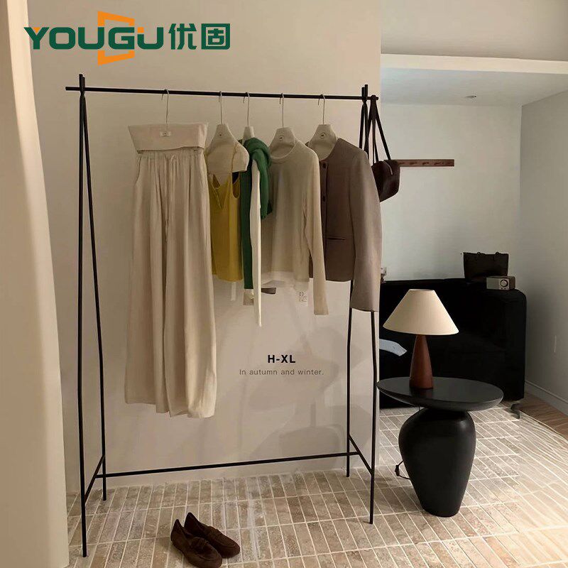 服装店落地式陈列架黑色展示架简约G款实心货架韩国买手店挂衣架