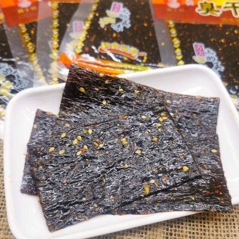 周小玲臭干子20克新一代调味面筋制品辣条辣片网红零食小时候味道