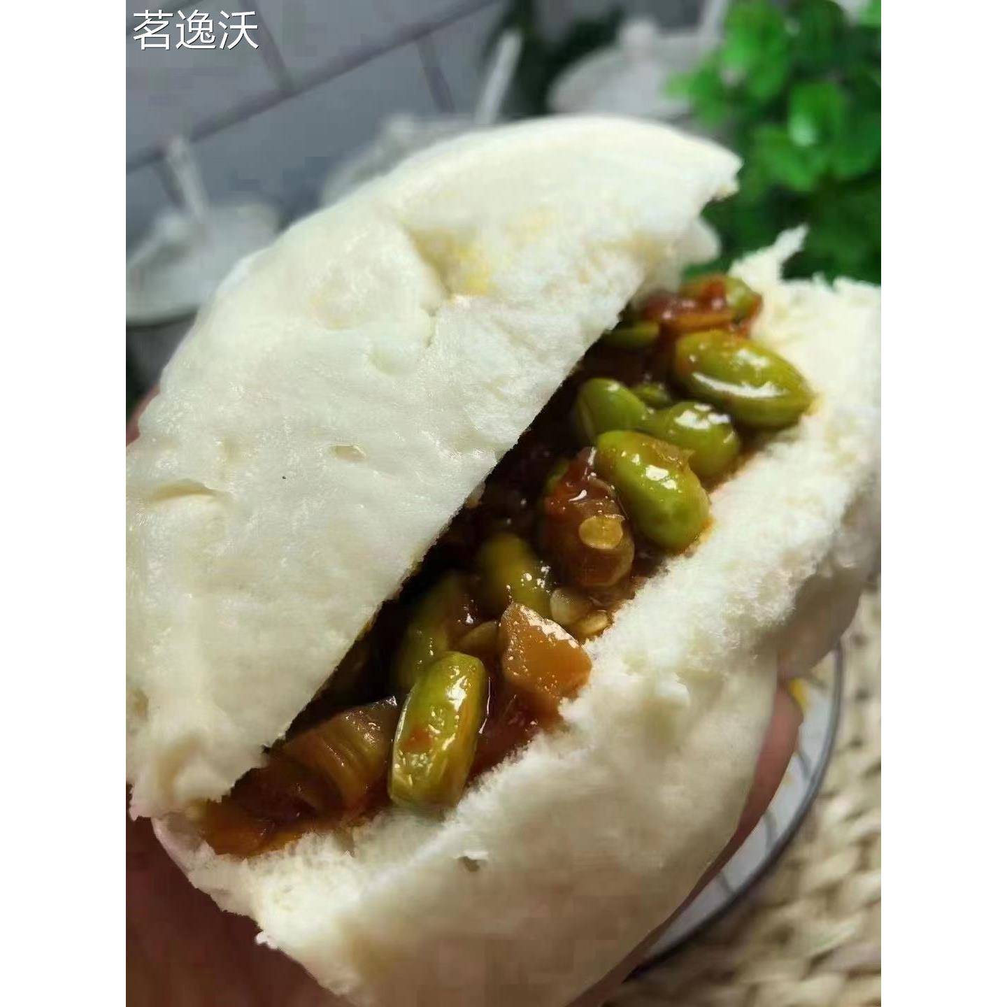 懒懒家毛豆笋干酱下饭菜拌面酱姬茸牛肉酱大块拌饭开盖即食微中辣