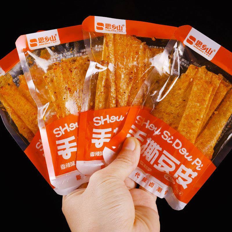 思乡山手撕豆皮香辣条湖南特产麻辣豆皮辣片条辣味零食休闲小吃