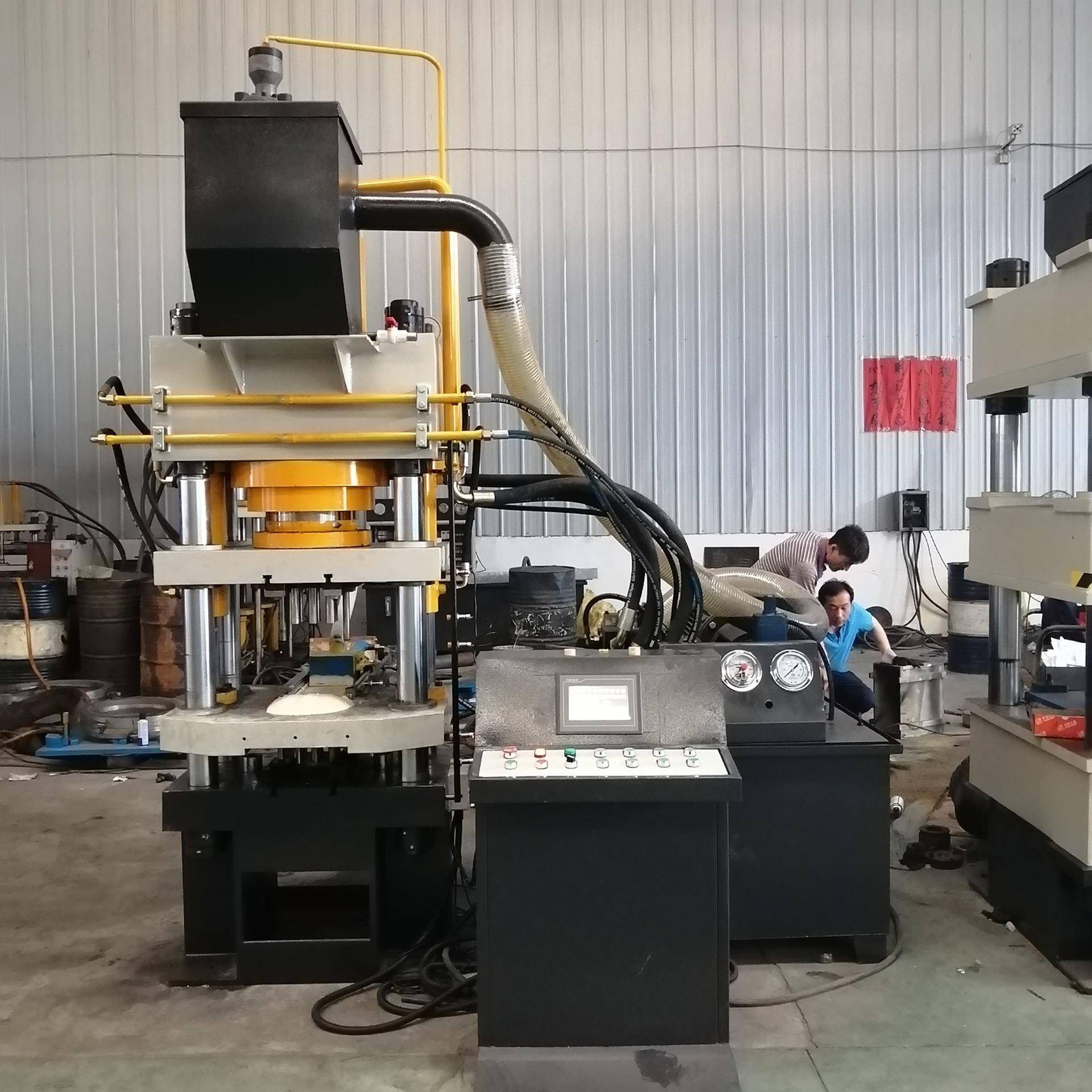 厂家定制全自动粉末成型液压机200吨药片成型机四柱压片机