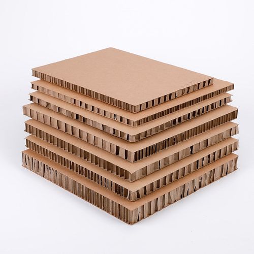 厂家直销高强度牛卡 蜂窝纸板 道具纸板  米白色纸板硬纸板板