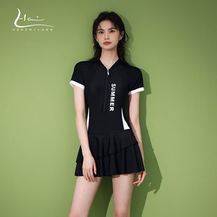 连体泳衣女泡温泉遮肚显瘦2021新款爆款保守运R动裙式平角游泳装