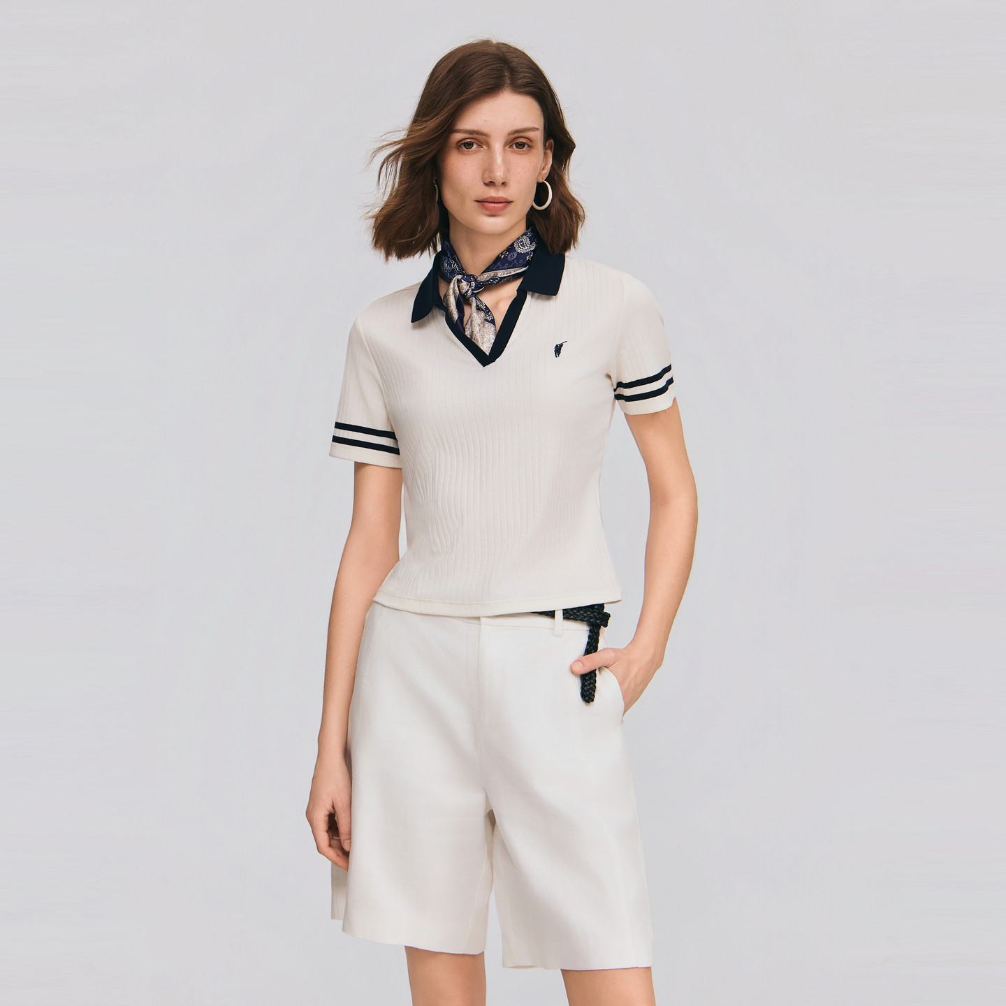 POLOWALK夏季撞色V领POLO衫女图片