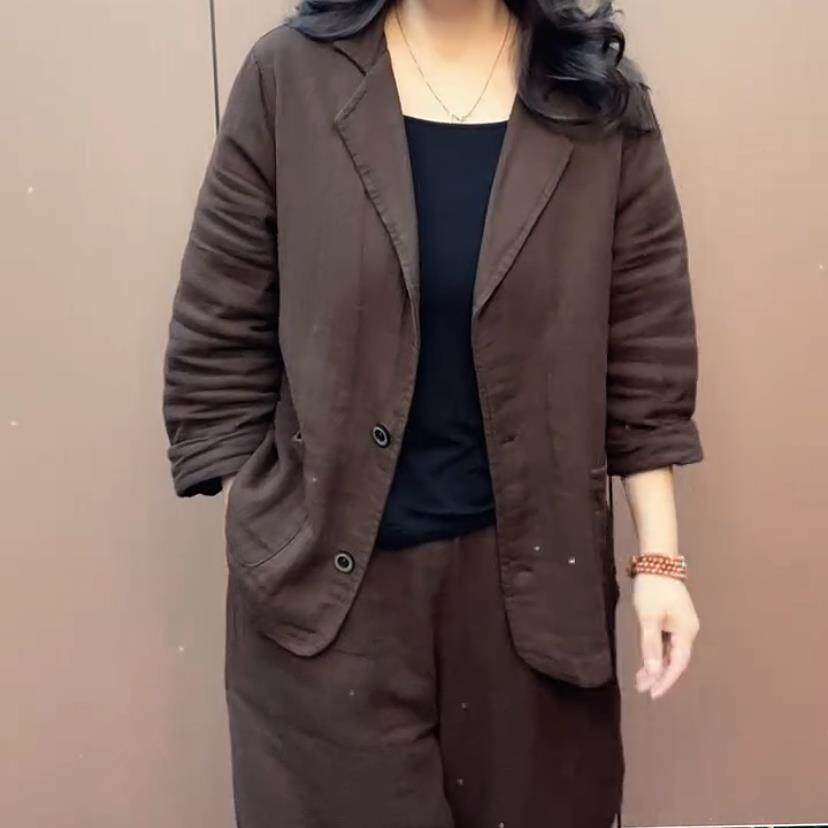 新品休闲简约纯色麻纱翻领开衫上衣加裤子两件套女宽松遮肉中老年