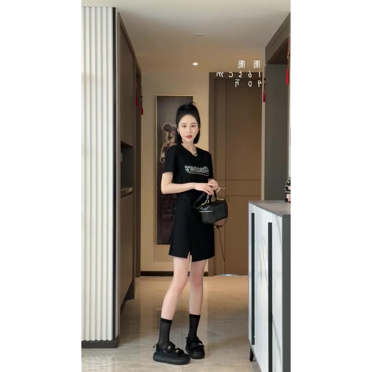 新品网红爆款时尚T恤连衣裙女韩版显瘦短袖圆领印字气质减龄2026