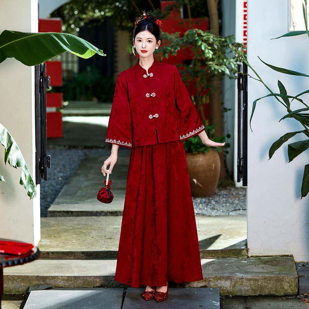 新品新中式唐制复古盘扣重工提花礼服秋季汉服出阁嫁衣国风婚宴敬