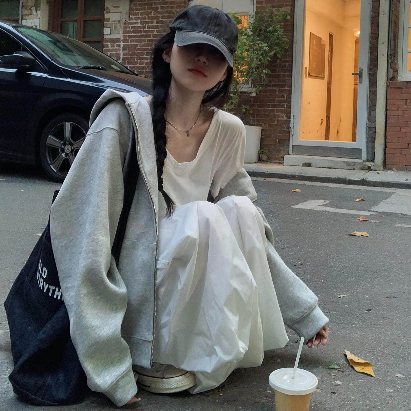 极速灰色卫衣外套女款连帽开衫2025新款早秋宽松拉链冬季加绒加厚