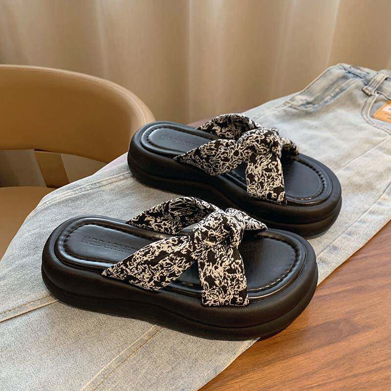 新品拖鞋女夏外穿2026新款高级感配裙子厚底沙滩凉鞋时尚孕妇一字