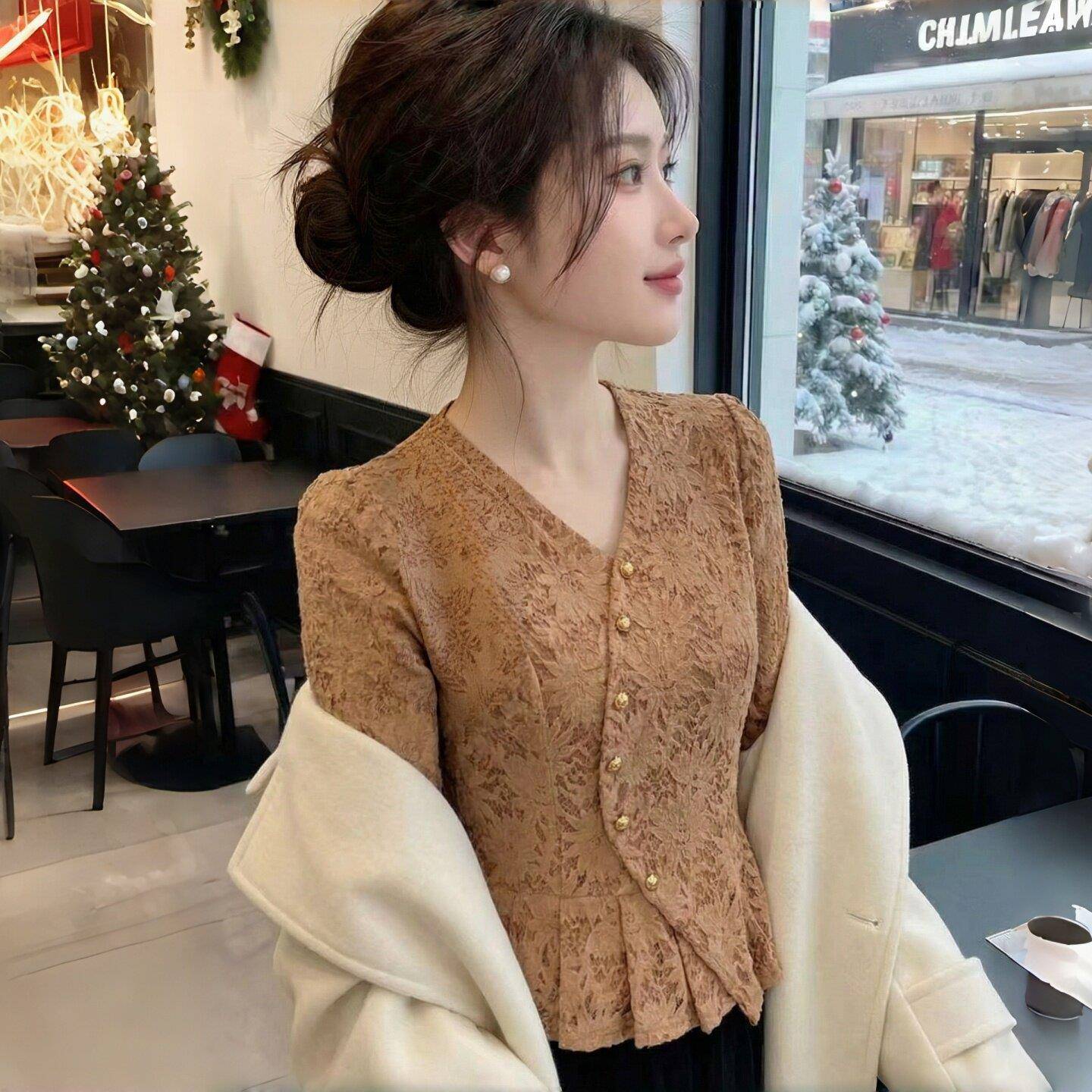 新品法式减龄蕾丝衫女士春秋季新款洋气V领内搭小衫气质百搭打底