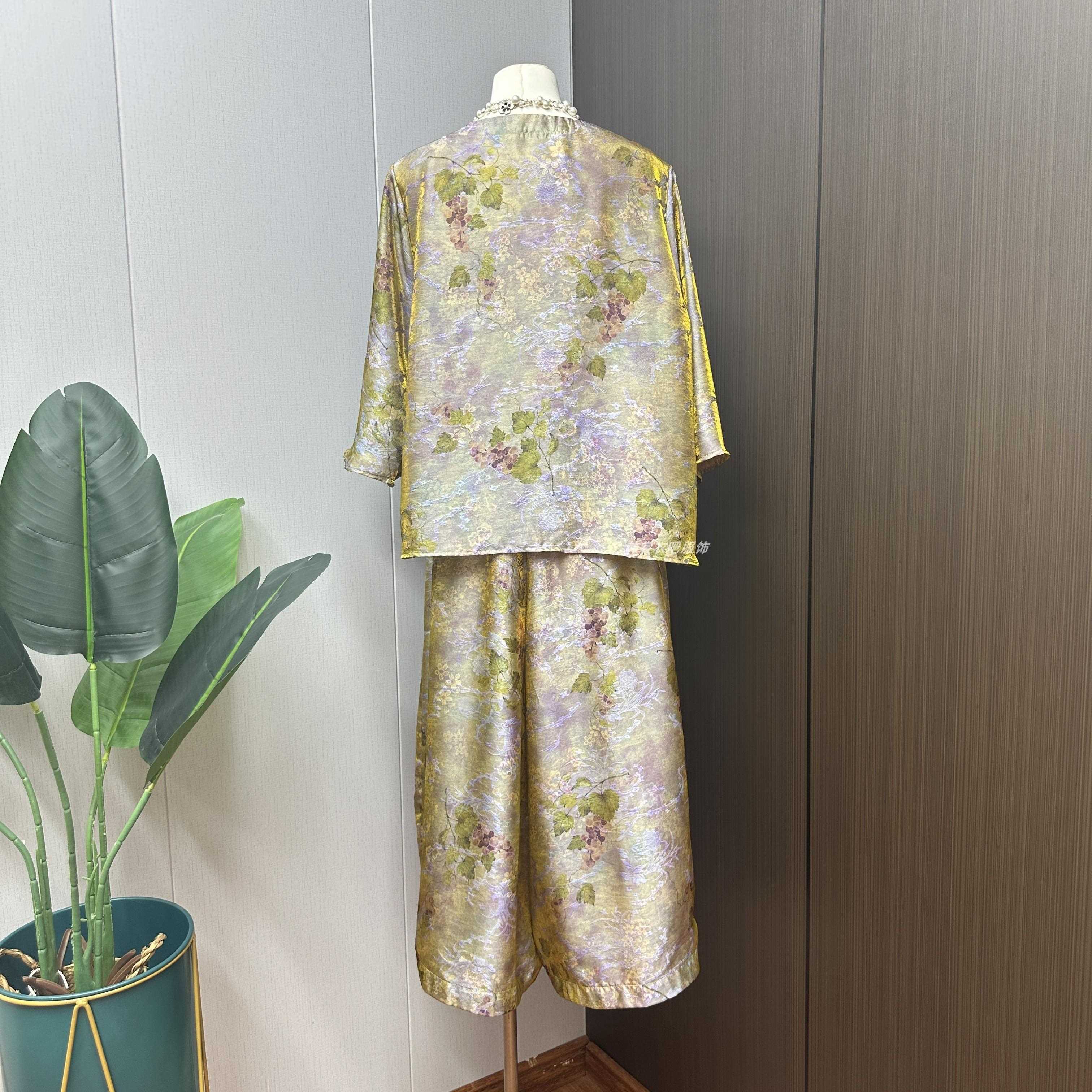 新品高品质国风妈妈浮光锦两件套妈妈优雅轻薄印花中袖上衣阔腿裤