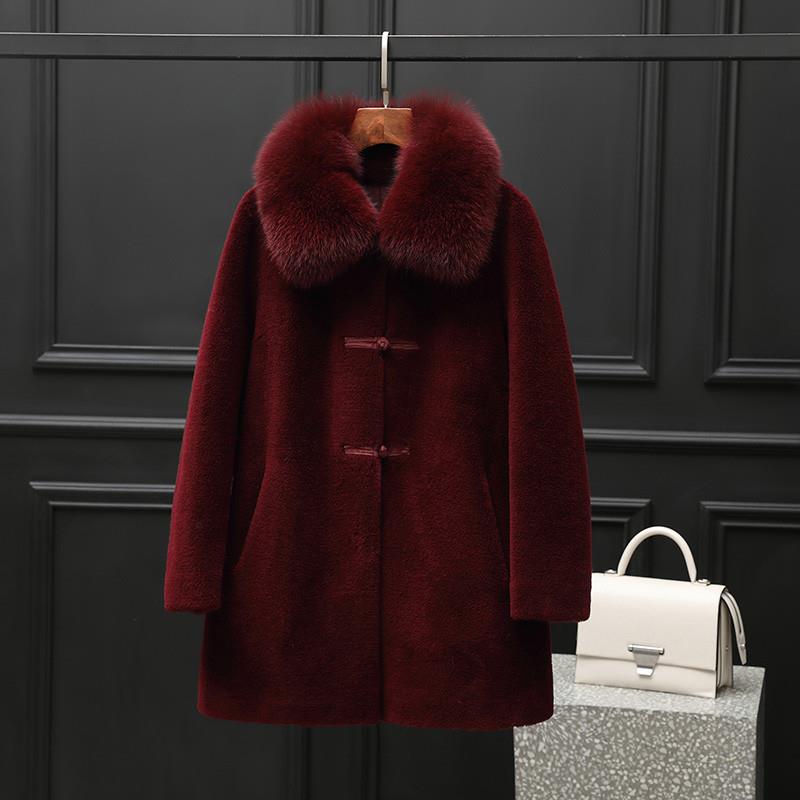 新品妈妈装羊剪绒外套女2023款颗粒大衣海宁皮草狐狸领皮毛一体外