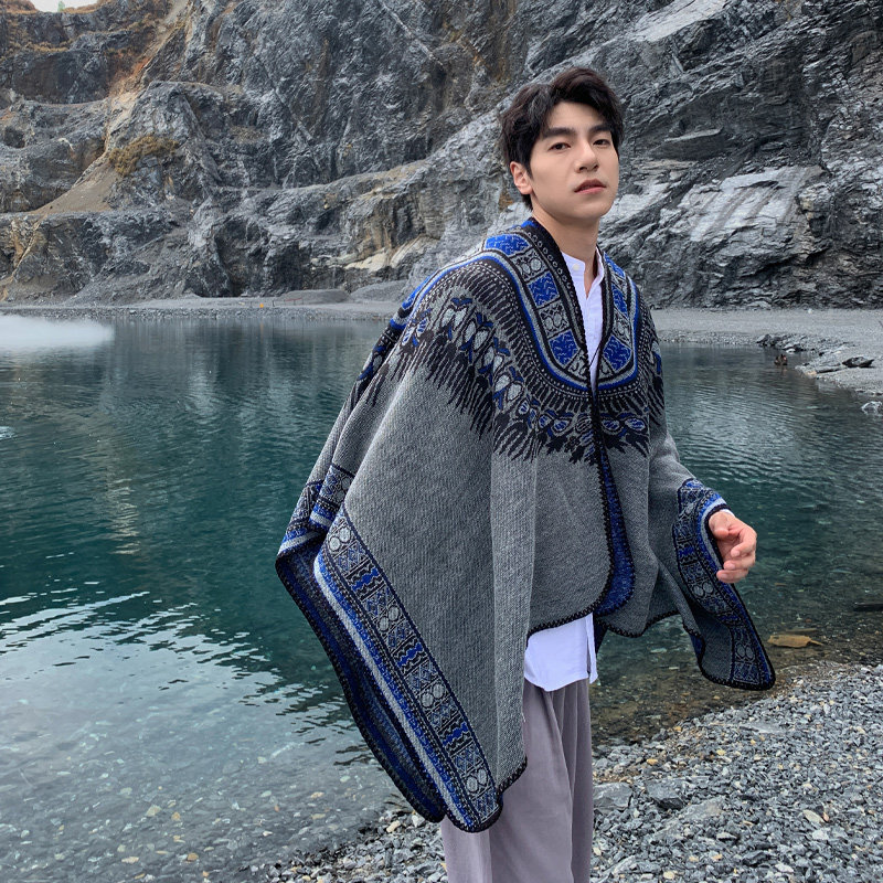 情侣款民族风开叉大披肩新疆西藏旅游G披风男女大西北拍照保暖斗
