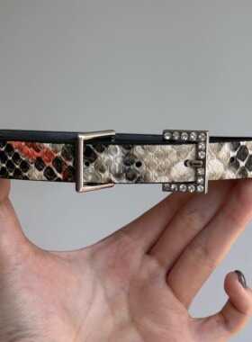 沙丘｜Gwu暗黑朋克项圈y2k甜酷辣妹风choker亚文化皮质颈圈项链