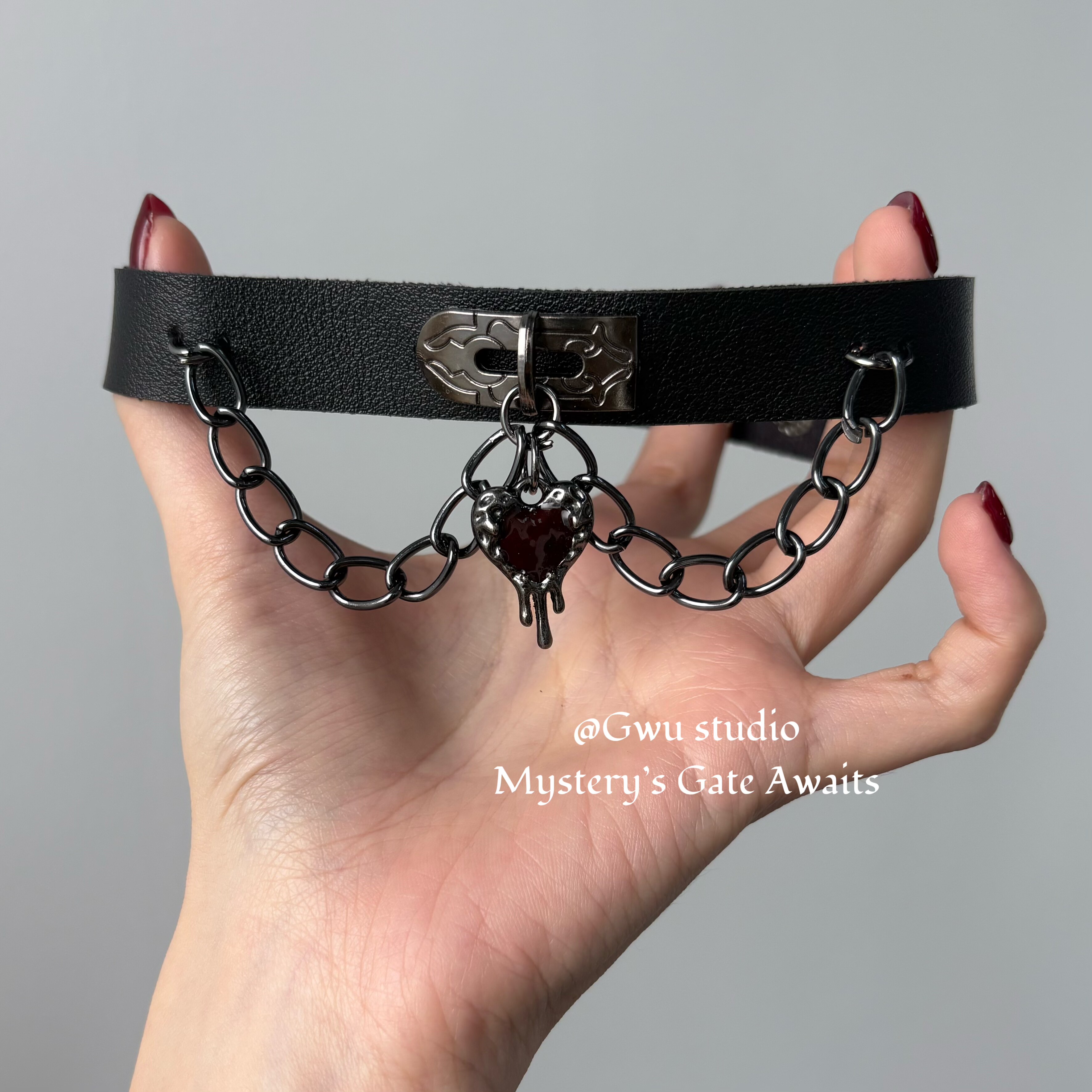 封心锁爱2.0｜Gwu哥特甜酷亚文化皮革项链y2k朋克十字架choker