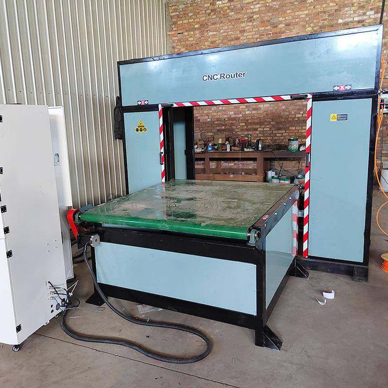 数控造型切割锯发泡陶瓷造型门芯板切割机防火阻燃装饰线条切割机,五金/工具,激光切割机,淘宝优惠券,粉丝福利购,淘宝优惠卷