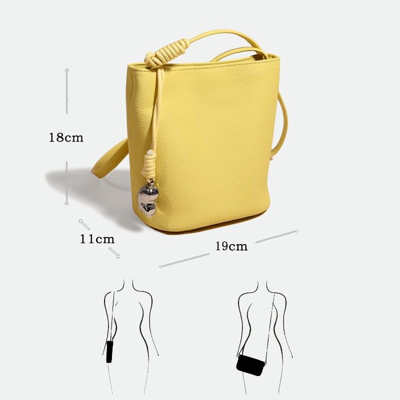 简约百搭水桶包斜挎小包包20x25新款春夏女包小众时尚通勤包单肩,箱包皮具/热销女包/男包,水桶包,淘宝优惠券,粉丝福利购,淘宝优惠卷