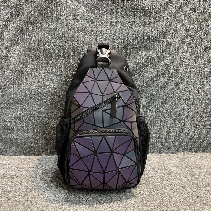 商场撤柜货超值白菜价处理胸包韩版百搭男女通用双肩背包炫彩色,箱包皮具/热销女包/男包,双肩背包,淘宝优惠券,粉丝福利购,淘宝优惠卷