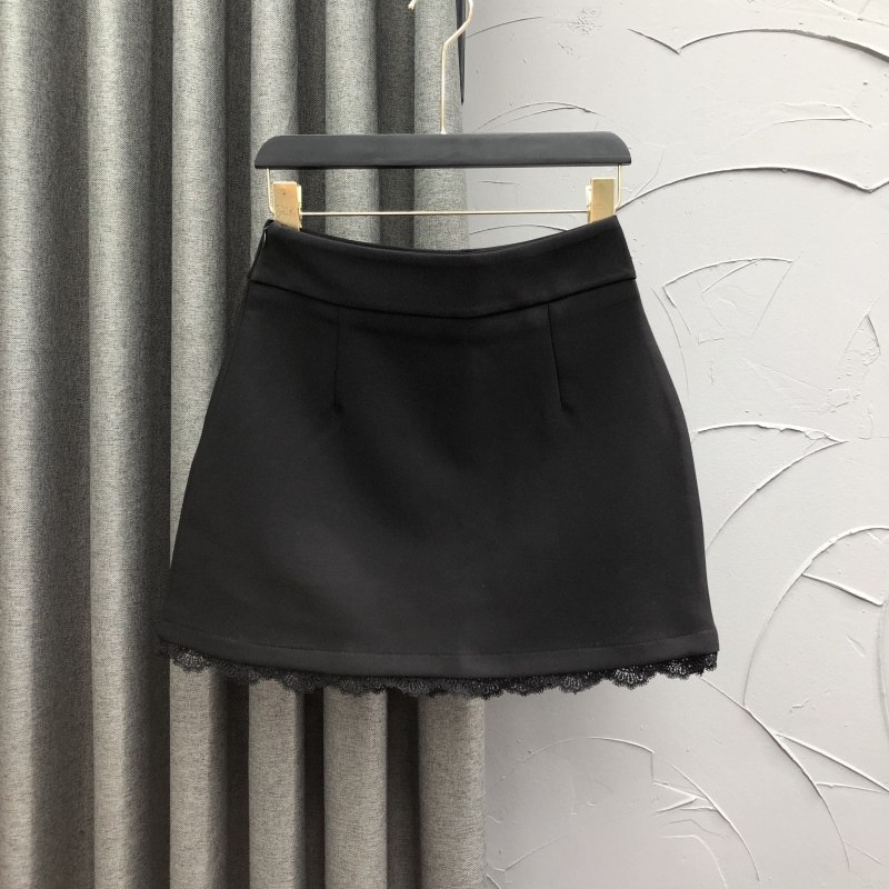 韩版西装面料半身裙女2024年高腰显瘦A字蕾丝花边拼接包臀短裙子