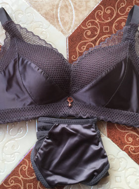 内衣女无钢圈聚拢胸罩套装小胸加厚不空杯蕾丝夏季美背文胸薄款