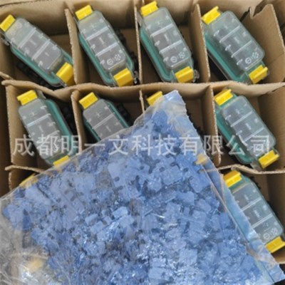 PDM33001ZXM保险丝座 PDM 130A 12C全新Littelfuse