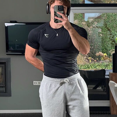 高弹速干GYMSHARK健身紧身短袖