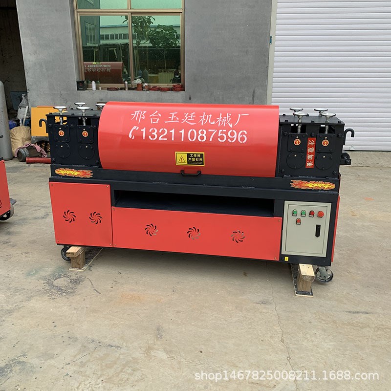 多功能双曲线钢管调直机,钢管除锈机,钢管调直除锈喷漆一体机。