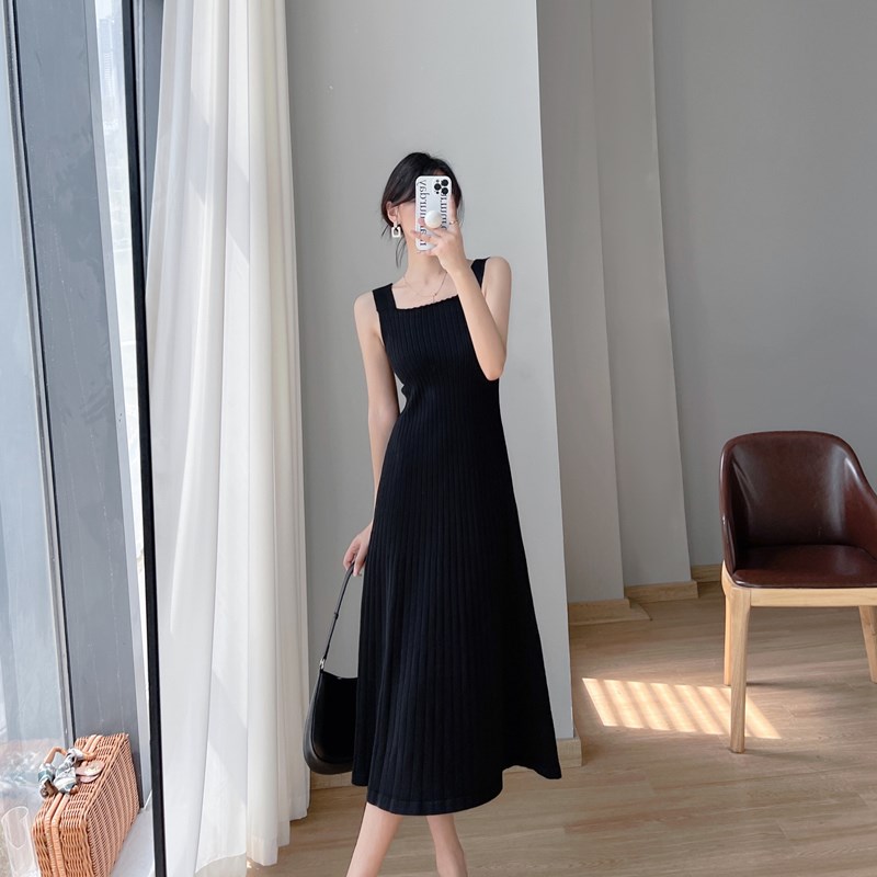 哺乳连衣裙秋装外出辣妈款打底衫内搭产后背心裙子喂奶a字吊带裙