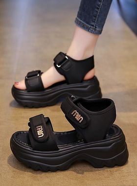 松糕厚底增高凉鞋女款2025夏季新款运动老M爹小个子高跟休闲沙滩