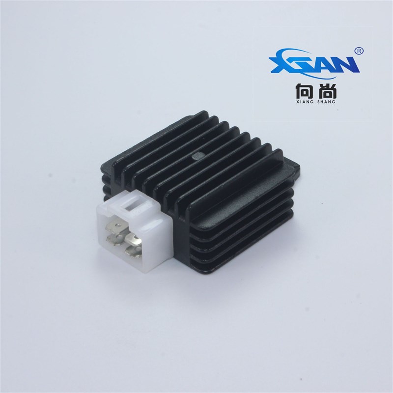 摩托车整流稳压器适用GY6 50cc 90cc 110cc ATV4针片调节12V
