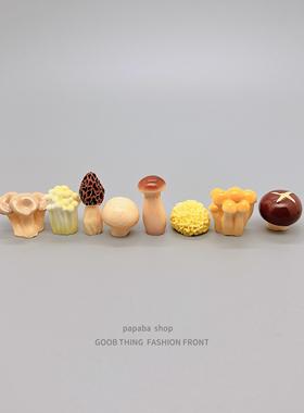 无聊了，摆一堆可爱菌菇治愈电脑桌面日式工位办公桌小摆件装饰品