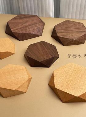 胡桃木装饰摆件汽车模型手办木制展示台拍照道具手工艺品实木底座