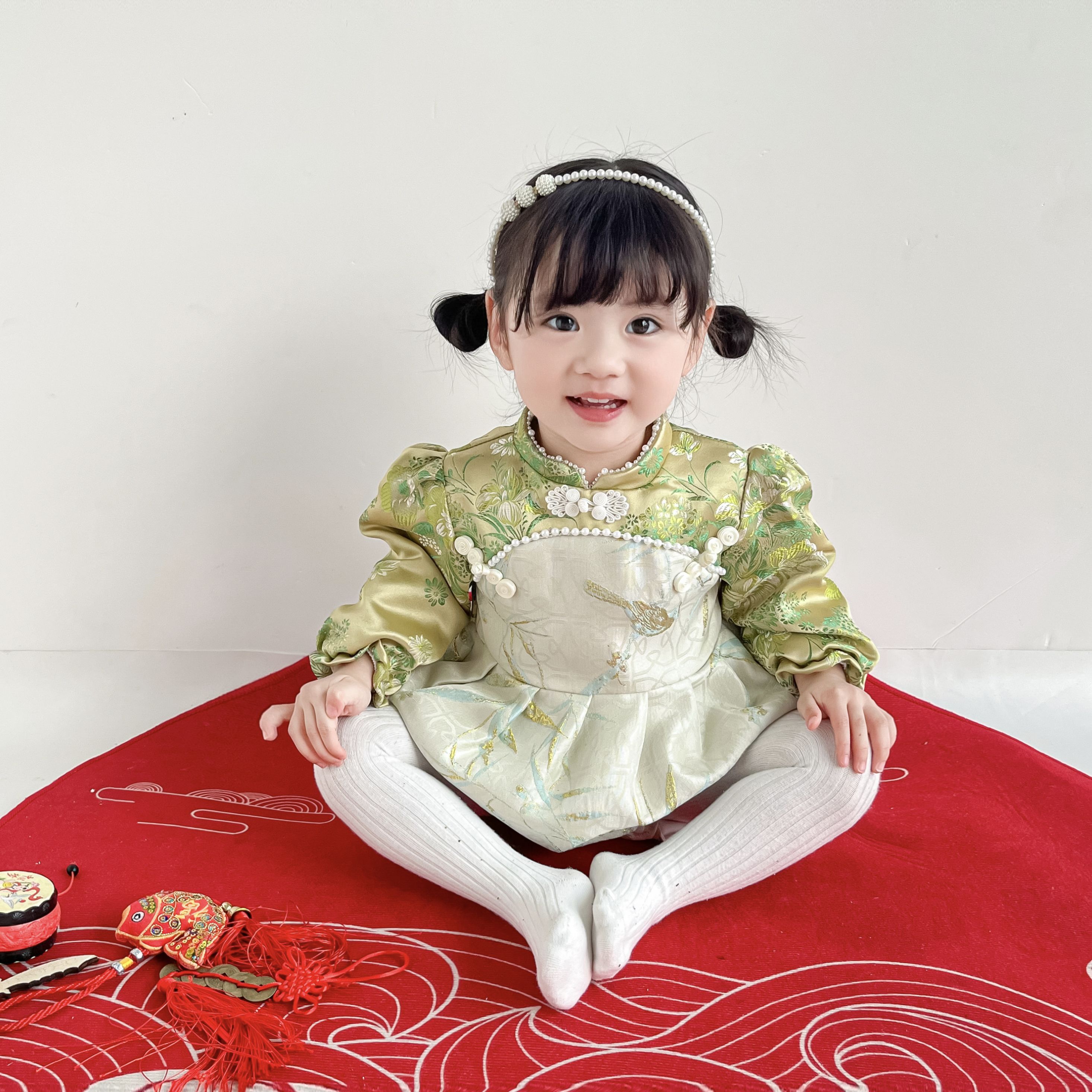 周岁女宝宝秋冬季礼服中式百天服长袖抓周服一周岁包P高端连体衣