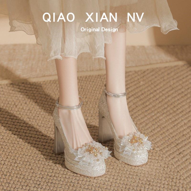 好货红色秀禾婚鞋高跟防水台新娘鞋小个子订婚鞋水晶伴娘鞋粗跟单