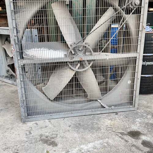 可维修工业用大排风扇，尺寸约1380mm x 1380mm，负压风
