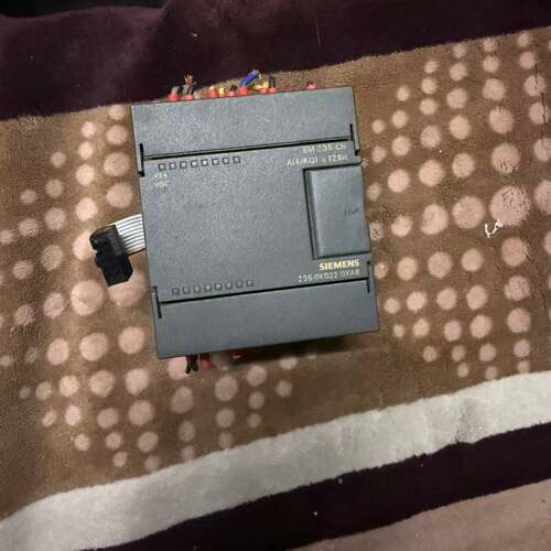 可维修西门子PLC扩展模块EM235 CN AI4/AQ112议价