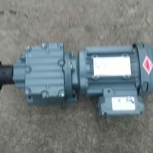 可维修SEW减速机R27 DRS71M4