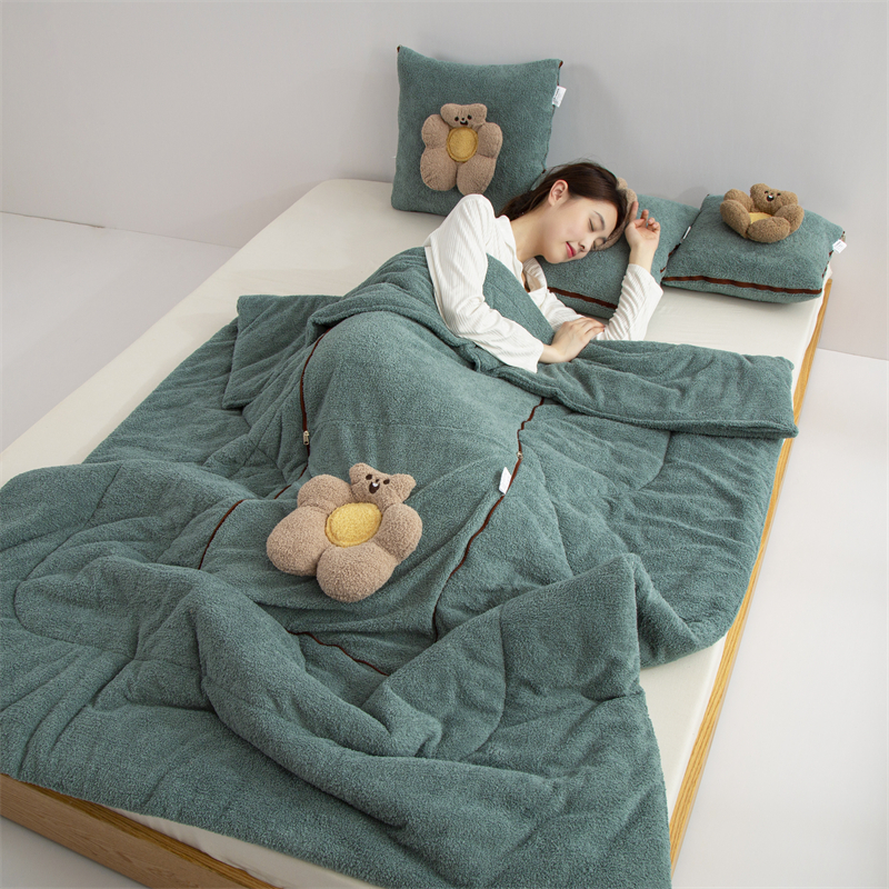 加厚汽车抱枕被子两用加绒车载靠垫枕头被办公室沙发午休空调被