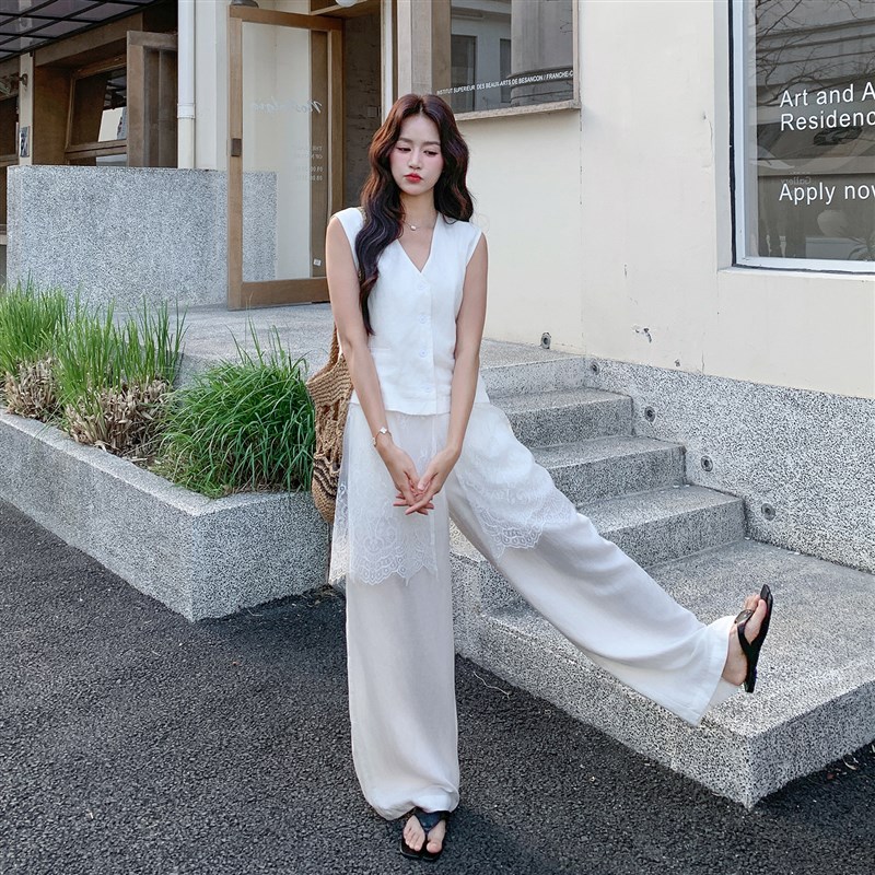 白色高端独特老钱风套装女2026夏C季新款蕾丝拼接马甲阔腿裤两件