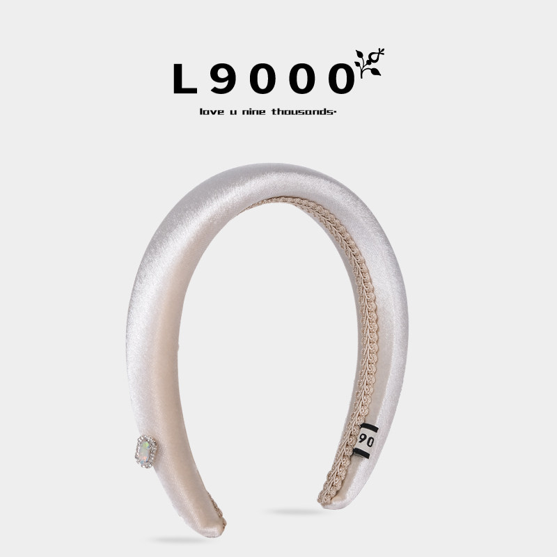 L9000/琉璃水钻氛围感发箍白色真丝2025新款气质发卡精致优雅头饰