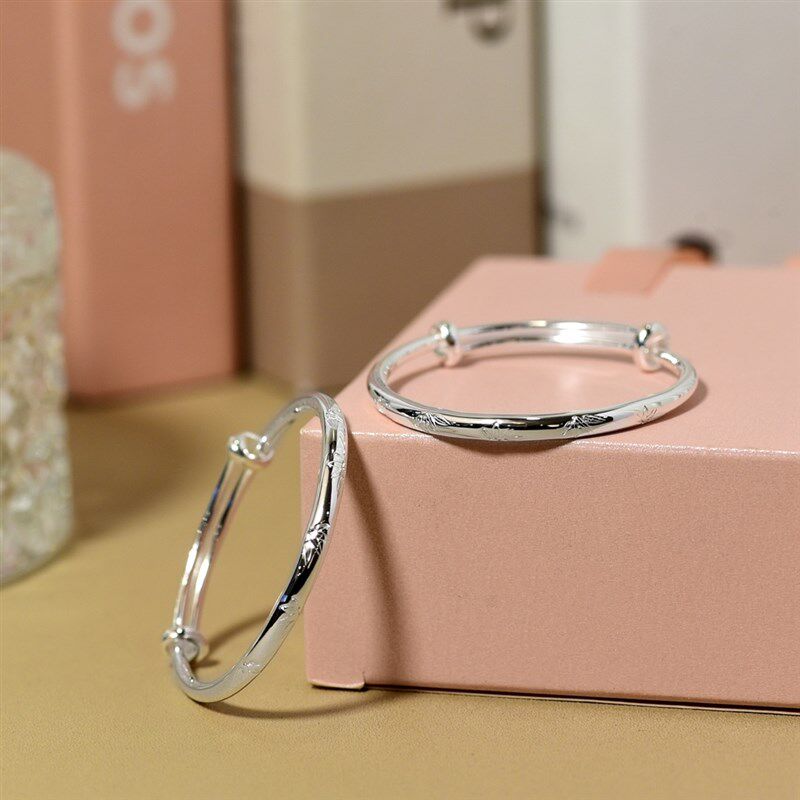 兔男女宝宝银手镯999纯银实心光面小孩银镯子一对满月周岁礼银饰