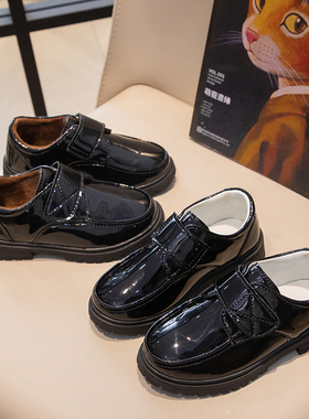 春秋冬季新款魔术贴带黑色男童皮鞋加绒套脚演出透气英伦小中童鞋