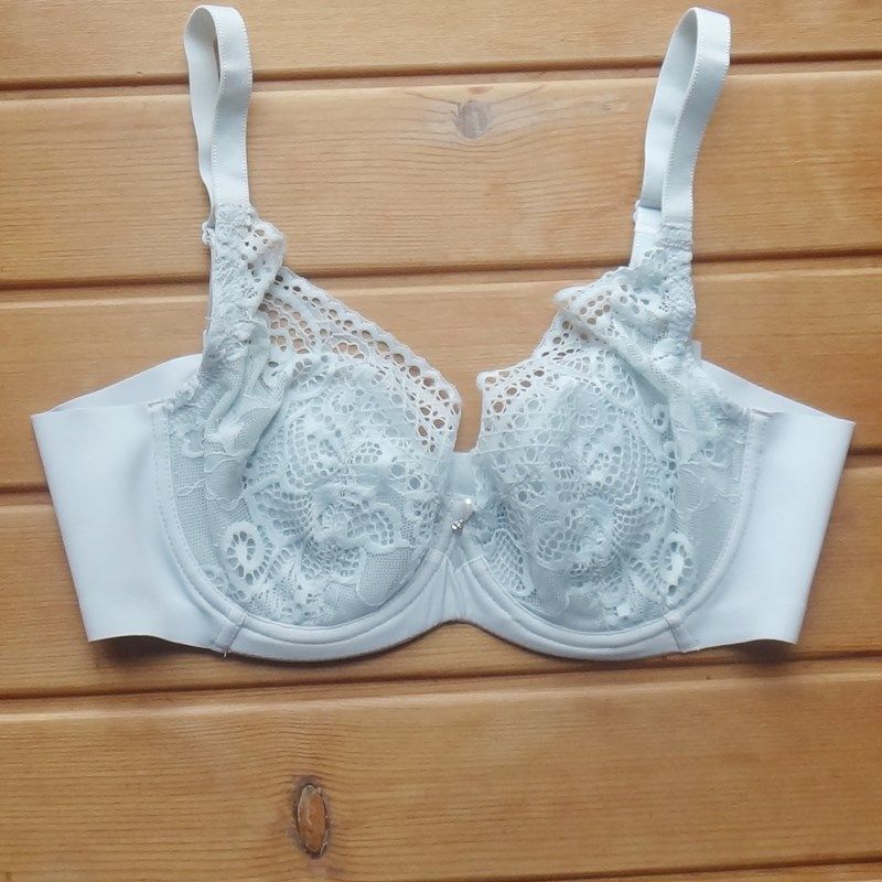 全罩杯软钢圈大胸显小蕾丝超薄镂空文胸 无海绵聚拢调整内衣女B C