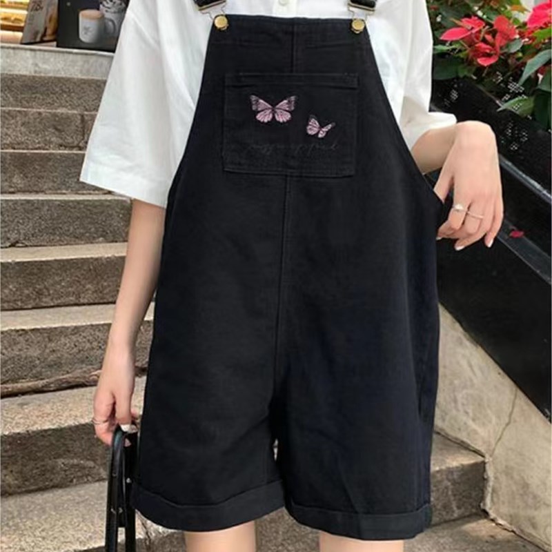 春夏新款复古牛仔背带裤女大码胖妹妹刺绣设计感宽松遮肚显瘦短裤